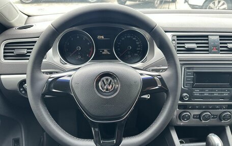 Volkswagen Jetta VI, 2017 год, 1 299 000 рублей, 17 фотография