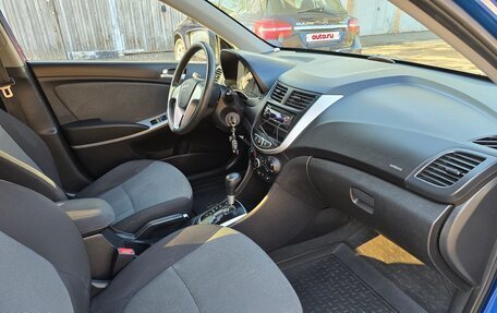 Hyundai Solaris II рестайлинг, 2011 год, 800 000 рублей, 6 фотография