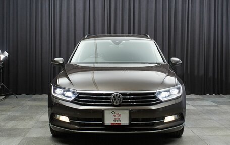 Volkswagen Passat B8 рестайлинг, 2015 год, 1 570 000 рублей, 2 фотография