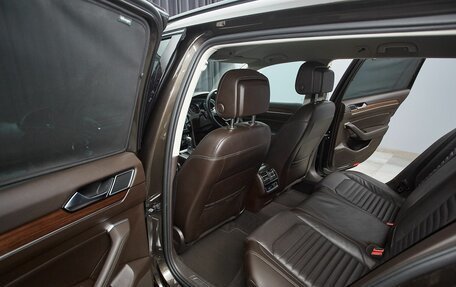 Volkswagen Passat B8 рестайлинг, 2015 год, 1 570 000 рублей, 15 фотография