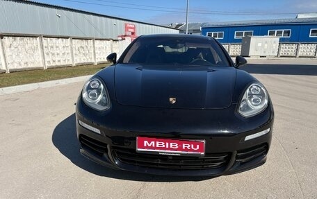 Porsche Panamera II рестайлинг, 2015 год, 3 900 000 рублей, 1 фотография