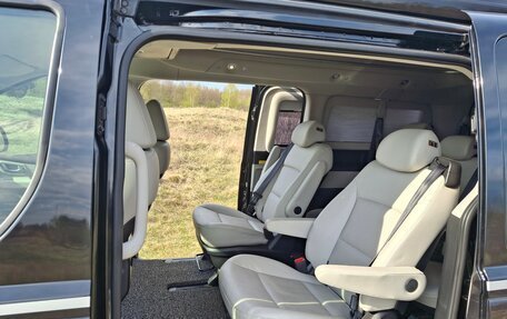Hyundai Grand Starex Grand Starex I рестайлинг 2, 2019 год, 4 400 000 рублей, 9 фотография