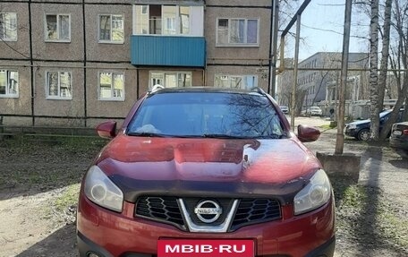 Nissan Qashqai, 2011 год, 1 050 000 рублей, 2 фотография