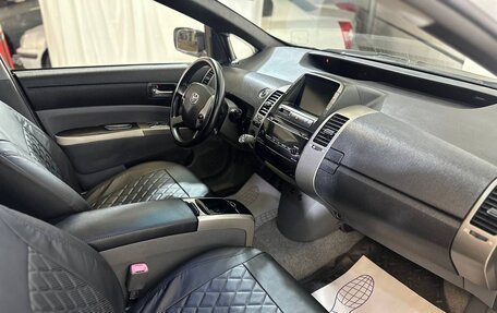 Toyota Prius, 2008 год, 679 000 рублей, 11 фотография