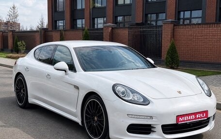 Porsche Panamera II рестайлинг, 2014 год, 3 290 000 рублей, 1 фотография