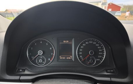 Volkswagen Jetta VI, 2010 год, 550 000 рублей, 8 фотография