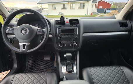 Volkswagen Jetta VI, 2010 год, 550 000 рублей, 10 фотография