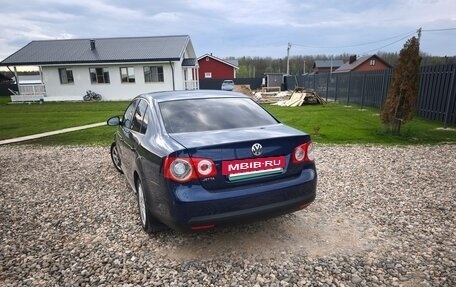Volkswagen Jetta VI, 2010 год, 550 000 рублей, 5 фотография