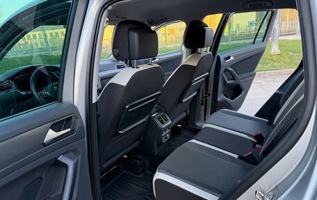 Volkswagen Tiguan II, 2019 год, 3 200 000 рублей, 6 фотография