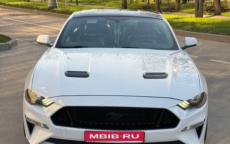 Ford Mustang VI рестайлинг, 2017 год, 2 650 000 рублей, 2 фотография