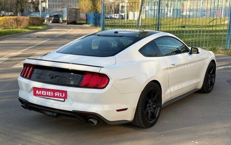 Ford Mustang VI рестайлинг, 2017 год, 2 650 000 рублей, 5 фотография
