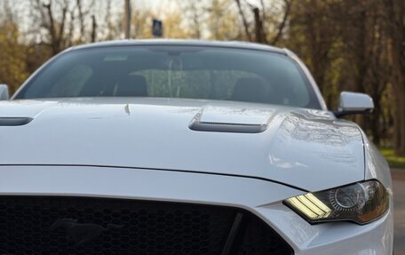 Ford Mustang VI рестайлинг, 2017 год, 2 650 000 рублей, 12 фотография
