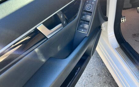 Mercedes-Benz C-Класс, 2011 год, 1 595 000 рублей, 12 фотография
