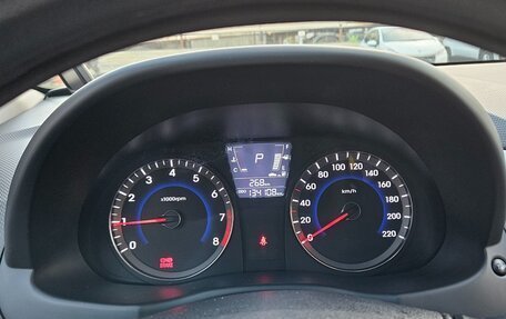 Hyundai Solaris II рестайлинг, 2011 год, 820 000 рублей, 8 фотография