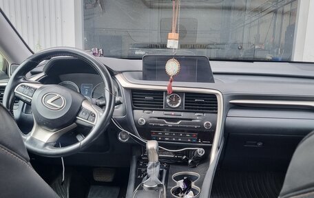 Lexus RX IV рестайлинг, 2019 год, 4 100 000 рублей, 7 фотография