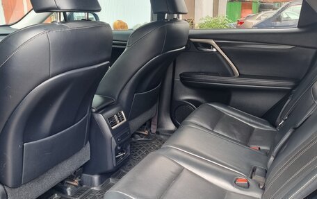 Lexus RX IV рестайлинг, 2019 год, 4 100 000 рублей, 8 фотография