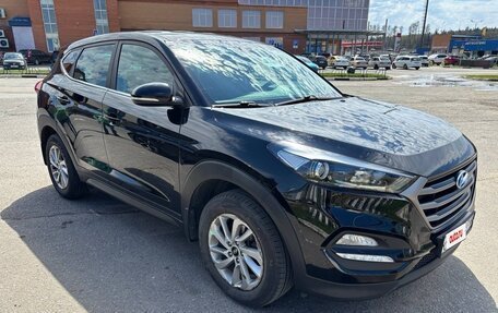 Hyundai Tucson III, 2017 год, 2 300 000 рублей, 2 фотография