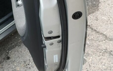 Pontiac Vibe II, 2002 год, 650 000 рублей, 15 фотография