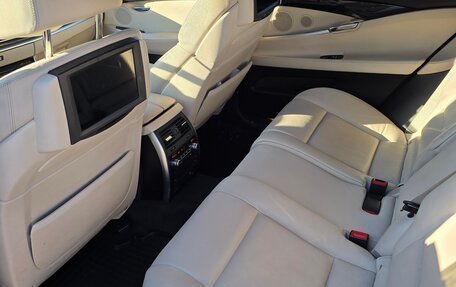 BMW 5 серия, 2010 год, 2 200 000 рублей, 19 фотография