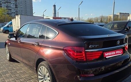 BMW 5 серия, 2010 год, 2 200 000 рублей, 11 фотография
