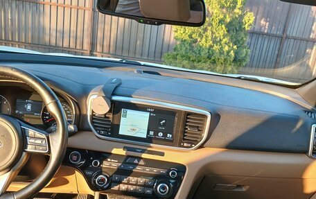 KIA Sportage IV рестайлинг, 2019 год, 2 420 000 рублей, 5 фотография
