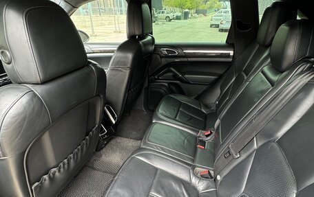 Porsche Cayenne III, 2010 год, 2 350 000 рублей, 2 фотография
