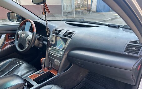 Toyota Camry, 2009 год, 960 000 рублей, 9 фотография