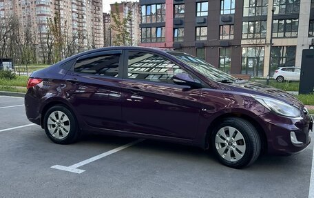 Hyundai Solaris II рестайлинг, 2012 год, 870 000 рублей, 6 фотография