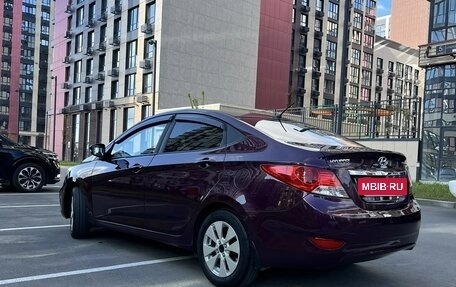 Hyundai Solaris II рестайлинг, 2012 год, 870 000 рублей, 2 фотография