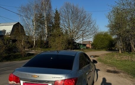 Chevrolet Cruze II, 2011 год, 570 000 рублей, 3 фотография
