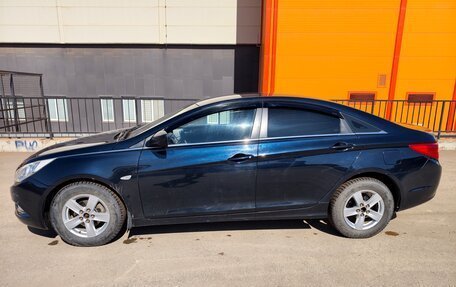 Hyundai Sonata VI, 2010 год, 930 000 рублей, 3 фотография