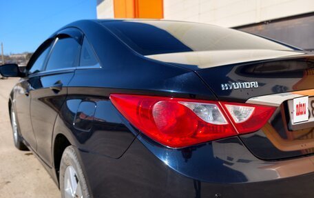 Hyundai Sonata VI, 2010 год, 930 000 рублей, 5 фотография