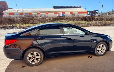 Hyundai Sonata VI, 2010 год, 930 000 рублей, 10 фотография