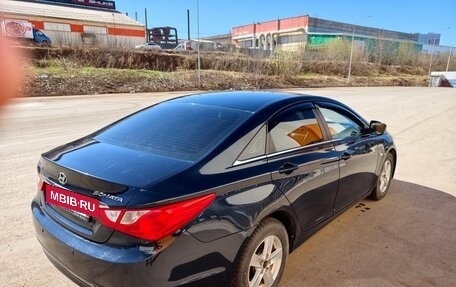 Hyundai Sonata VI, 2010 год, 930 000 рублей, 9 фотография