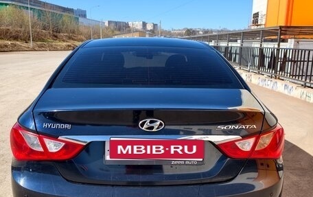 Hyundai Sonata VI, 2010 год, 930 000 рублей, 6 фотография