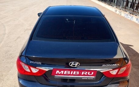 Hyundai Sonata VI, 2010 год, 930 000 рублей, 7 фотография