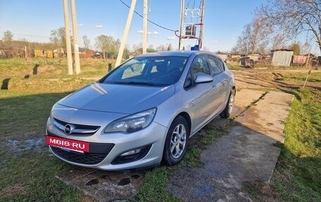 Opel Astra J, 2013 год, 760 000 рублей, 2 фотография
