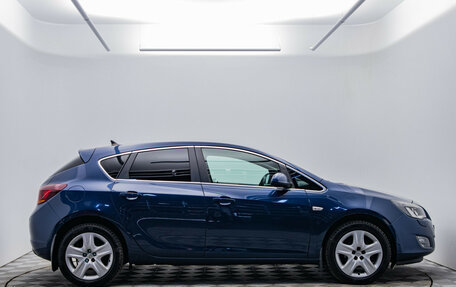 Opel Astra J, 2011 год, 730 000 рублей, 4 фотография