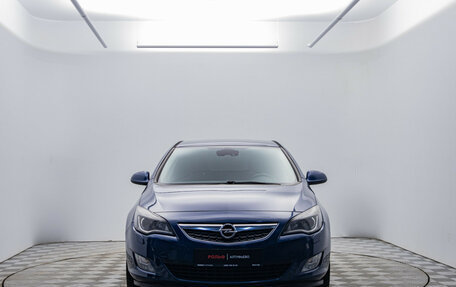 Opel Astra J, 2011 год, 730 000 рублей, 2 фотография