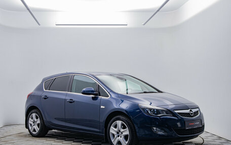 Opel Astra J, 2011 год, 730 000 рублей, 3 фотография