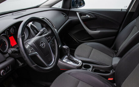 Opel Astra J, 2011 год, 730 000 рублей, 10 фотография