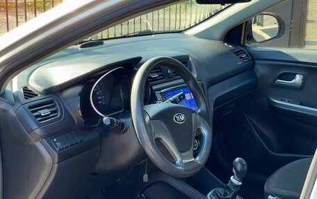 KIA Rio III рестайлинг, 2015 год, 999 000 рублей, 8 фотография