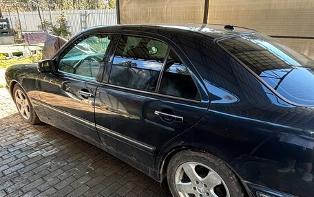 Mercedes-Benz E-Класс, 1999 год, 950 000 рублей, 2 фотография