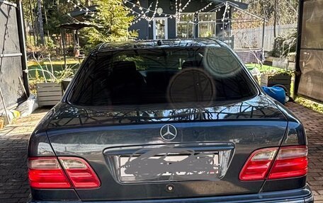 Mercedes-Benz E-Класс, 1999 год, 950 000 рублей, 13 фотография