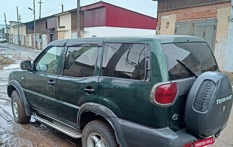Nissan Terrano II рестайлинг, 2002 год, 700 000 рублей, 4 фотография