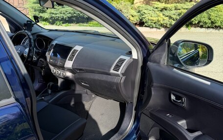 Mitsubishi Outlander III рестайлинг 3, 2010 год, 1 490 000 рублей, 7 фотография