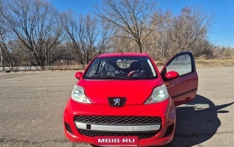 Peugeot 107 I рестайлинг, 2010 год, 350 000 рублей, 2 фотография