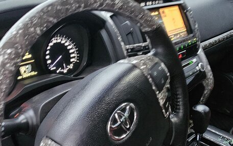 Toyota Land Cruiser 200, 2013 год, 4 200 000 рублей, 11 фотография
