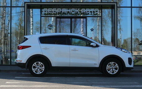 KIA Sportage IV рестайлинг, 2018 год, 2 100 000 рублей, 4 фотография