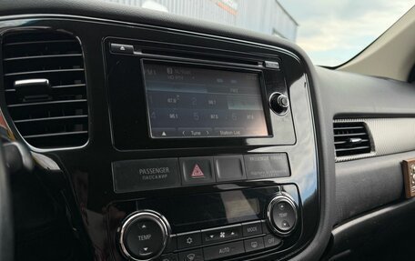 Mitsubishi Outlander III рестайлинг 3, 2012 год, 1 489 000 рублей, 14 фотография